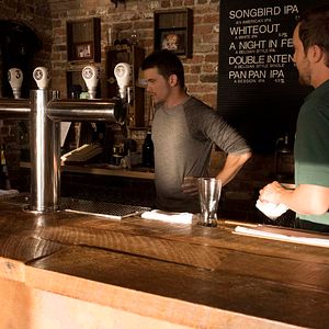 Foto Kevin (Probably) Saves the World