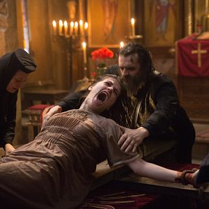 Foto Exorcismos e Demônios