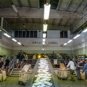 Foto Todo o Dinheiro do Mundo