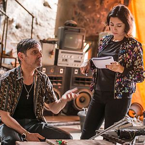 Foto Como É Cruel Viver Assim