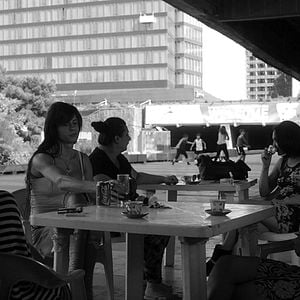 Foto Eu Sou Uma Verdadeira Gota de Sol na Terra