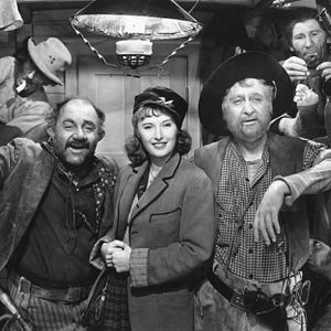 Foto Aliança De Aço