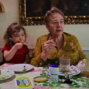 Foto Muitos Filhos, um Macaco e um Castelo