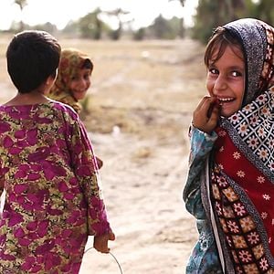 Foto Girl Unbound: A Guerra Para Ser Ela Mesma