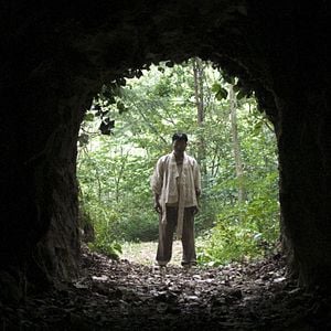 Foto Mimic: Não Confie nas Vozes