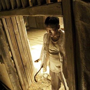 Foto Mimic: Não Confie nas Vozes