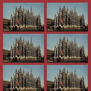 Foto Notes on an Appearance