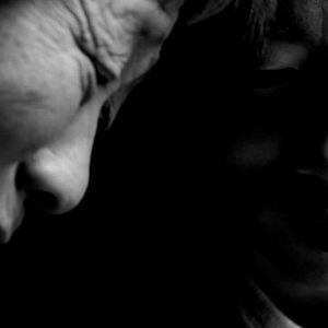 Foto A Seda e o Fogo