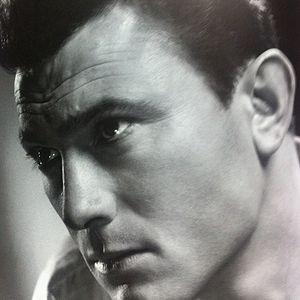 Foto Almas em Leilão