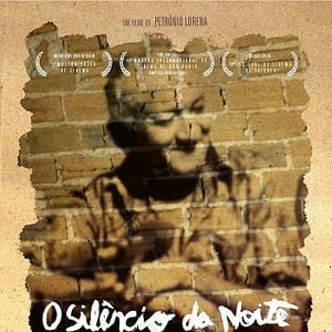 Foto O Silêncio da Noite é Que Tem Sido Testemunha das Minhas Amarguras