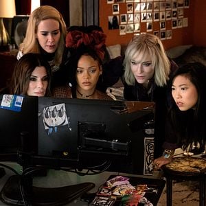 Foto Oito Mulheres e um Segredo