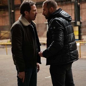 Foto Inimigos Íntimos