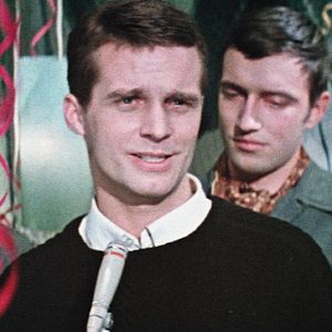 Foto Četri balti krekli