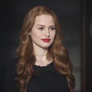 Foto Madelaine Petsch