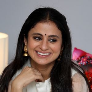 Foto Rasika Dugal
