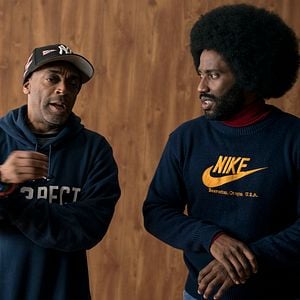 Foto Infiltrado na Klan