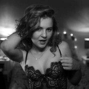 Foto Charlotte Quer se Divertir