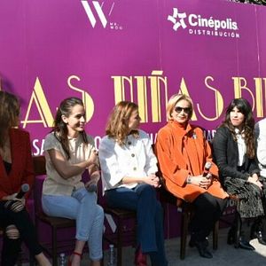 Foto Las niñas bien