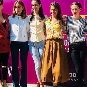 Foto Las niñas bien