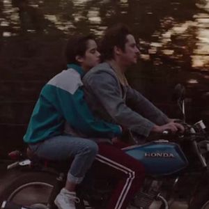 Foto Tarde para Morrer Jovem