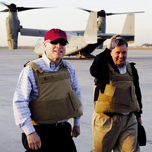 Foto John McCain: Por Quem os Sinos Dobram