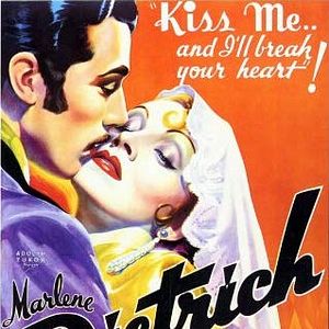 Foto Mulher Satânica