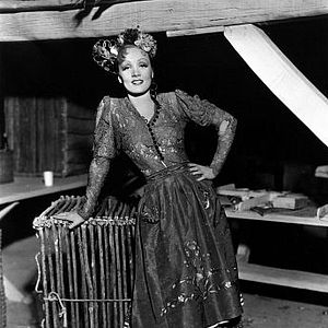 Foto Mulher Satânica