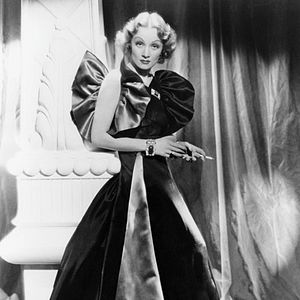 Foto Mulher Satânica