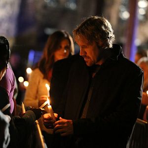 Foto Deus Não Está Morto - Uma Luz na Escuridão