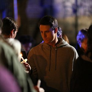 Foto Deus Não Está Morto - Uma Luz na Escuridão