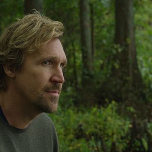 Foto Deus Não Está Morto - Uma Luz na Escuridão