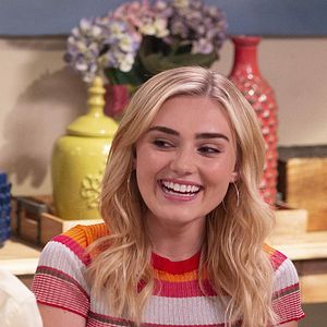 Foto Meg Donnelly
