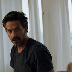 Foto Os Relatórios sobre Sarah e Saleem