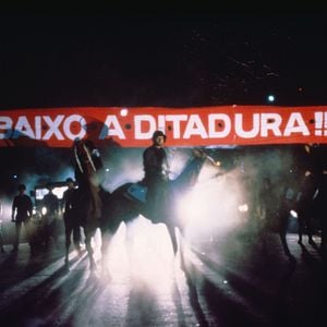 Foto Feliz Ano Velho