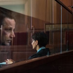 Foto Um Buraco na Cabeça