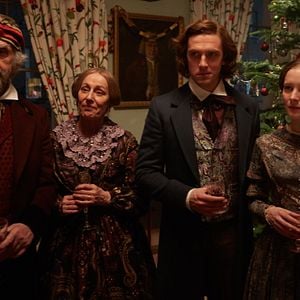 Foto O Homem que Inventou o Natal