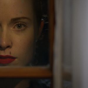 Foto What Keeps You Alive