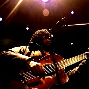 Foto Milton Nascimento - Intimidade e Poesia