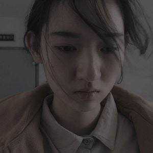 Foto Um Elefante Sentado Quieto