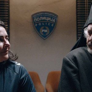 Foto Deus É Mulher e seu Nome É Petúnia