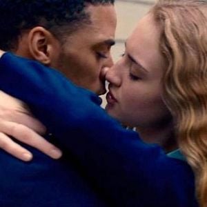 Foto Grace Van Patten