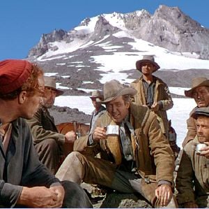 Foto E o Sangue Semeou a Terra