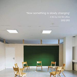 Foto Agora Algo Está Mudando Lentamente