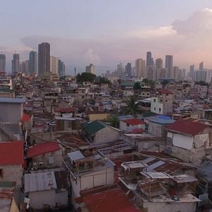 Foto Alpha - The Right to Kill