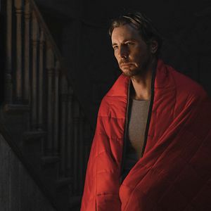 Foto Bless This Mess