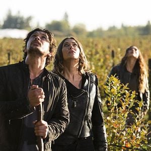 Foto The 100