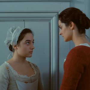 Foto Retrato de uma Jovem em Chamas