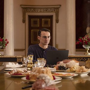 Foto Henry Lloyd-Hughes