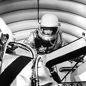 Foto Odisseia para Além do Sol