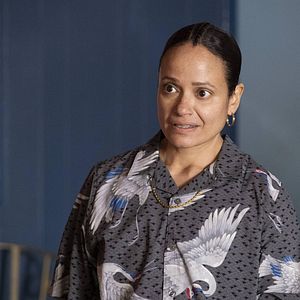 Jinsiy aloqa, ayol hukmronligi, oltin dush